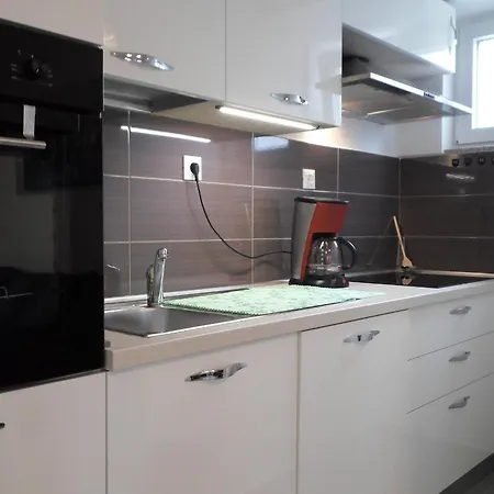 Apartment Center Njivice