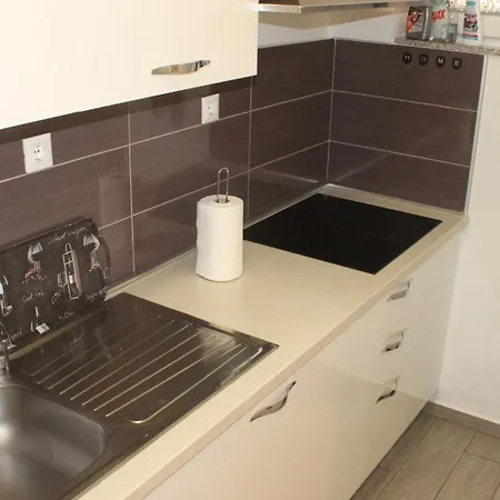 Apartment Center Njivice